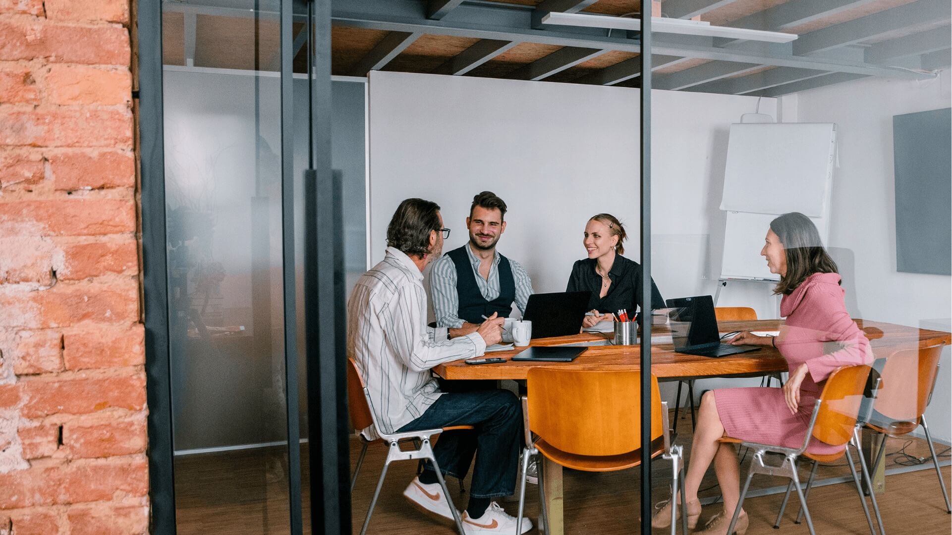 Kreatives Teammeeting bei M+K Wien